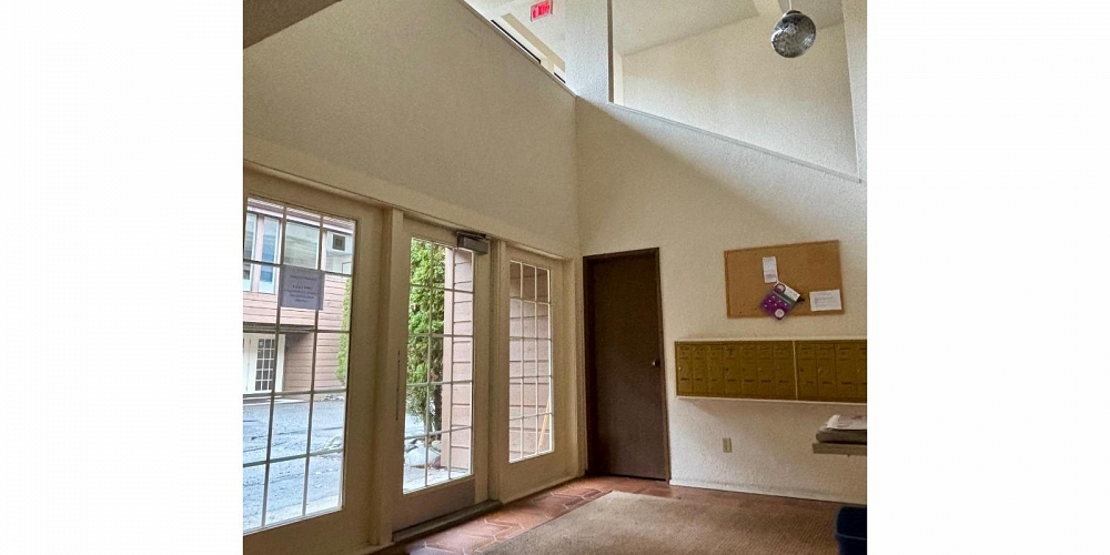 11 4832 LAZELLE AVENUE Terrace Photo 2 11 4832 LAZELLE AVENUE Terrace Photo 2